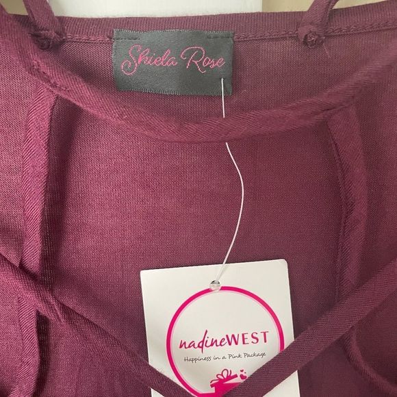 🆕 Maroon Top w/Strappy Neck Design - Picture 5 of 8